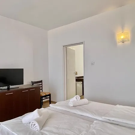 Apartman Carina - Private - Bsr - 2 Napospart
